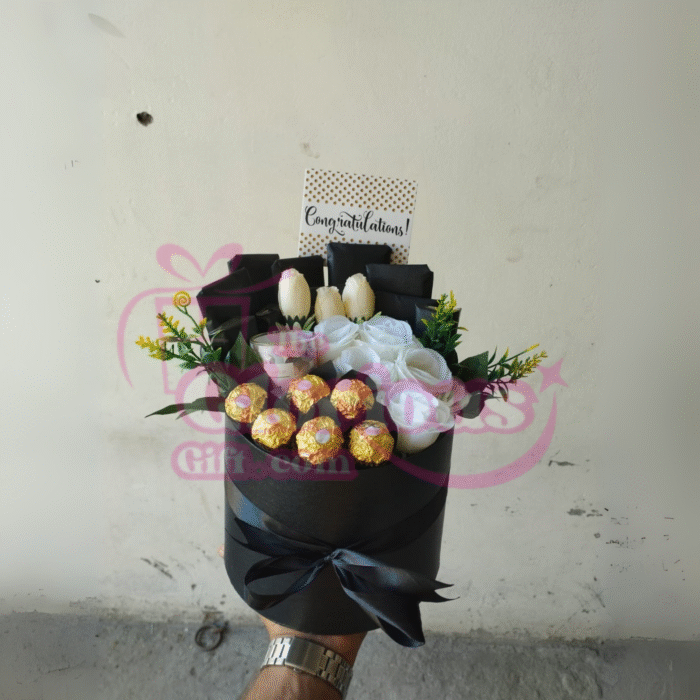 Beautyfull Decoated Chocolate Box - Image 1
