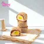 1kg Anjeer Roll by BabaBakers